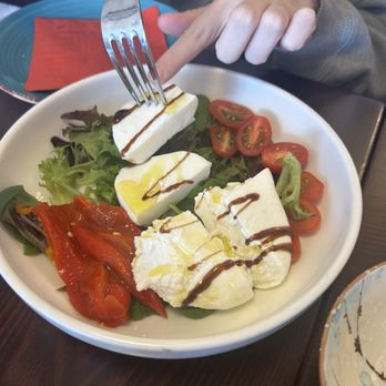 Fuzi Pasta Co - Local Mozzarella and burrata - Pasta Shops Near Me - Fresh Meadows, New York