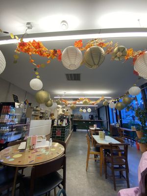 Lovelocks Coffee Shop by null