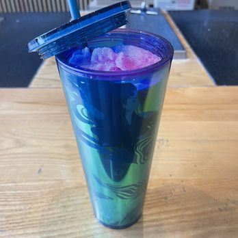 Starbucks - frozen dragonfruit mango lemonade - Coffee & Tea Near Me - Honolulu, Hawaii