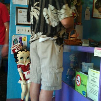 Hazel's Good Eats - Betty Boop greets you at the door - Breakfast & Brunch Near Me - Clarkston, Washington