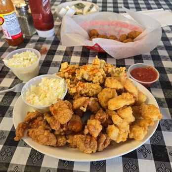 Something Fishy Seafood Restaurant - Fried shrimp, scallops and oysters with coleslaw and hushpuppies - Seafood Near Me - Wilmington, North Carolina