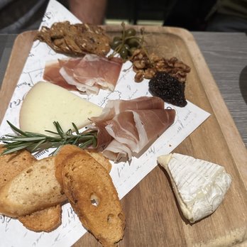 Château 13 Restaurant & Wine Bar - Modern European Near Me - Bradenton, Florida Château 13 Restaurant & Wine Bar - Modern European Near Me - Bradenton, Florida