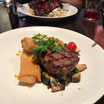 JOEY Burnaby - Sirloin with veggies and mashed potato springroll - Canadian (New) Near Me - Burnaby, British Columbia