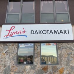 Lynn's Dakotamart