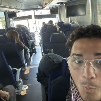 Fast Deer Bus Charter - Bus clean, good Air conditioning! Emergency exits everywhere! Very safe - Buses Near Me - Montebello, California Fast Deer Bus Charter - Bus clean, good Air conditioning! Emergency exits everywhere! Very safe - Buses Near Me - Montebello, California