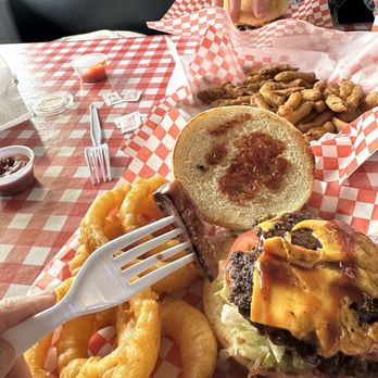 Burger Time Machine - Jurassic burger - Burgers Near Me - Denton, Texas