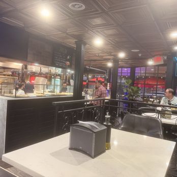 Mamma Ginas Pizza - Interior - Pizza Near Me - Mineola, New York Mamma Ginas Pizza - Interior - Pizza Near Me - Mineola, New York