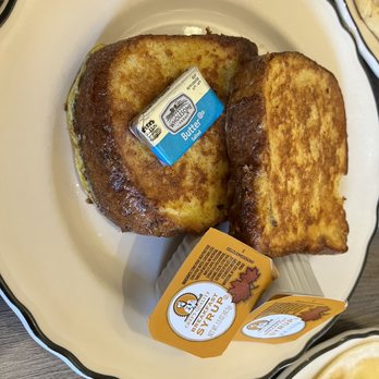 Porch & Pantry - French toast - Breakfast & Brunch Near Me - Mount Gretna, Pennsylvania Porch & Pantry - French toast - Breakfast & Brunch Near Me - Mount Gretna, Pennsylvania