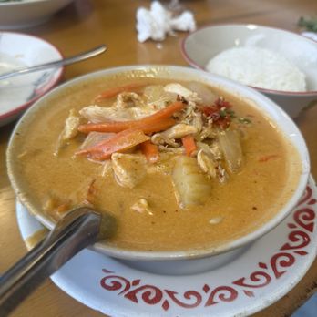 Larb Thai-Isan - Massaman curry - Laotian Near Me - Fort Lauderdale, Florida Larb Thai-Isan - Massaman curry - Laotian Near Me - Fort Lauderdale, Florida