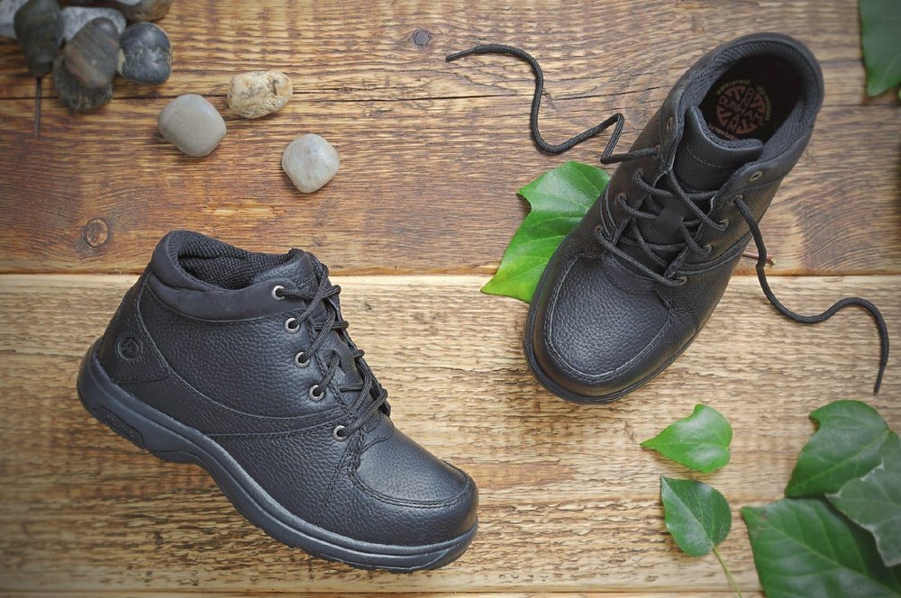 wide fit shoes kenton