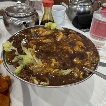 La Maison VIP - Shrimps in lobster sauce - Chinese Near Me - Montreal, Quebec