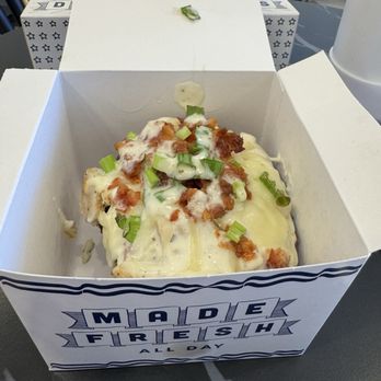 Parlor Doughnuts Dallas - Chicken bacon ranch - Donuts Near Me - Dallas, Texas