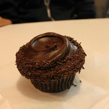 Frosted Cupcakery - Chocolate cupcake! - Bakeries Near Me - Long Beach, California