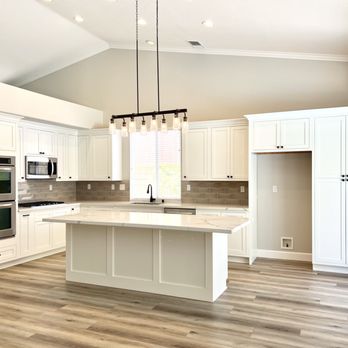 Magic Maintenance - Kitchen Remodel - Painters Near Me - Valencia, California Magic Maintenance - Kitchen Remodel - Painters Near Me - Valencia, California