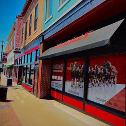 Hotshots Sports Bar and Grill - Cape Giradeau - Hotshots Cape Girardeau