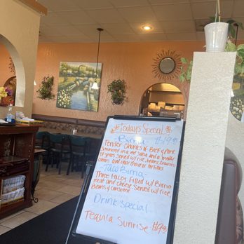 Mariachi Mexican Restaurant - Mexican Near Me - Rochester, Washington Mariachi Mexican Restaurant - Mexican Near Me - Rochester, Washington