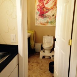 Colon Hydrotherapy - The bathroom in my office at 13 Williamsburg Lane