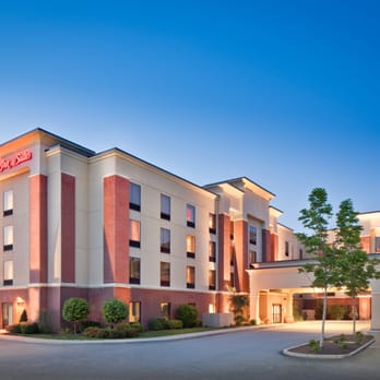 Hampton Inn & Suites Providence/Smithfield - Hotel Exterior at Dusk - Hotels Near Me - Smithfield, Rhode Island Hampton Inn & Suites Providence/Smithfield - Hotel Exterior at Dusk - Hotels Near Me - Smithfield, Rhode Island