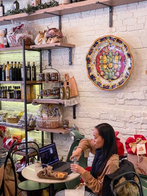 Sogno Toscano Market & Wine Bar by null