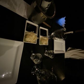 Kaviar Restaurants - Pasadena - Garlic Albacore roll - Sushi Bars Near Me - Pasadena, California