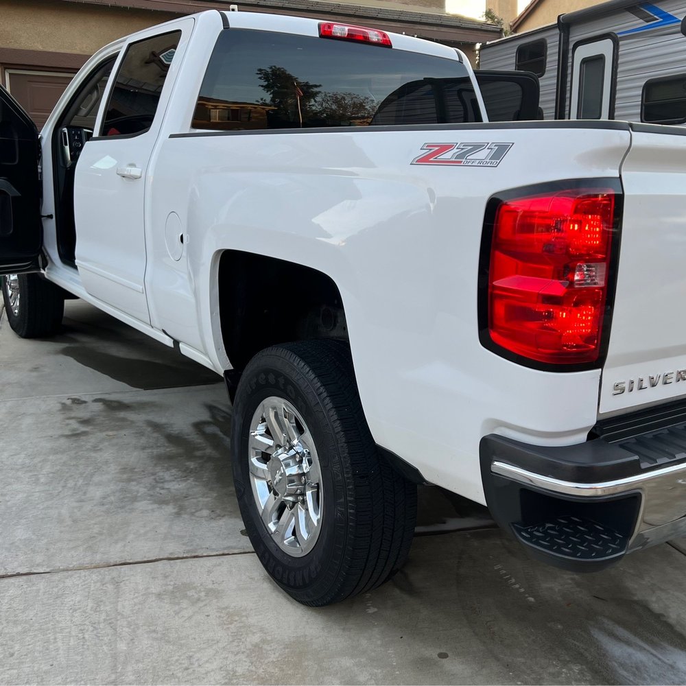One Way Mobile Auto Detailing - Back is shiny - Auto Detailing Near Me - Cherry Valley, California One Way Mobile Auto Detailing - Back is shiny - Auto Detailing Near Me - Cherry Valley, California