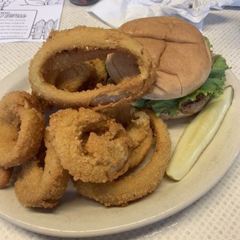 Picket Fence Cafe - Grilled chicken with onion rings - Coffee & Tea Near Me - Columbus, Nebraska