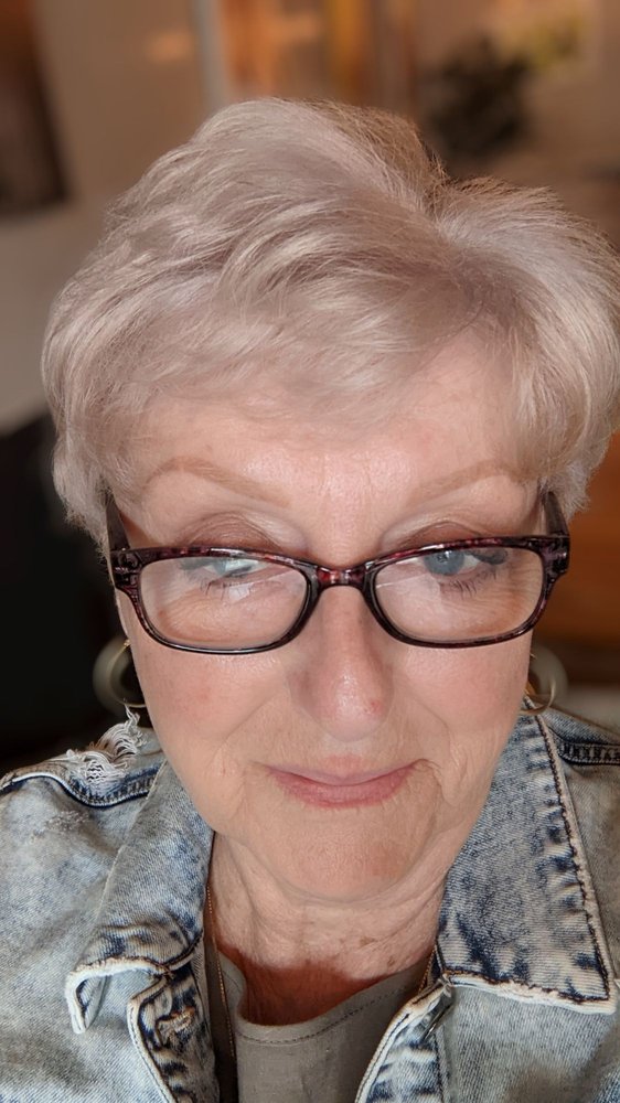 HAIR CLIPS Updated August 2024 5015 Floyd Rd SW, Mableton,