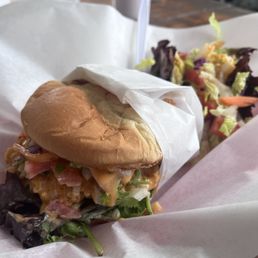 Korean fried chicken sandwich Korean fried chicken sandwich