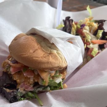 Jin-Dak - Korean fried chicken sandwich - Food Trucks Near Me - Portland, Oregon Jin-Dak - Korean fried chicken sandwich - Food Trucks Near Me - Portland, Oregon