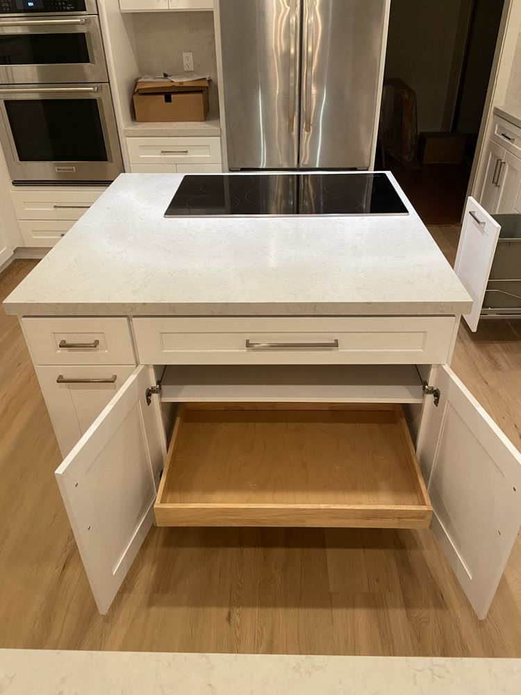 Woodley Furniture & Cabinetry - countertop fabricator in Los Angeles, CA