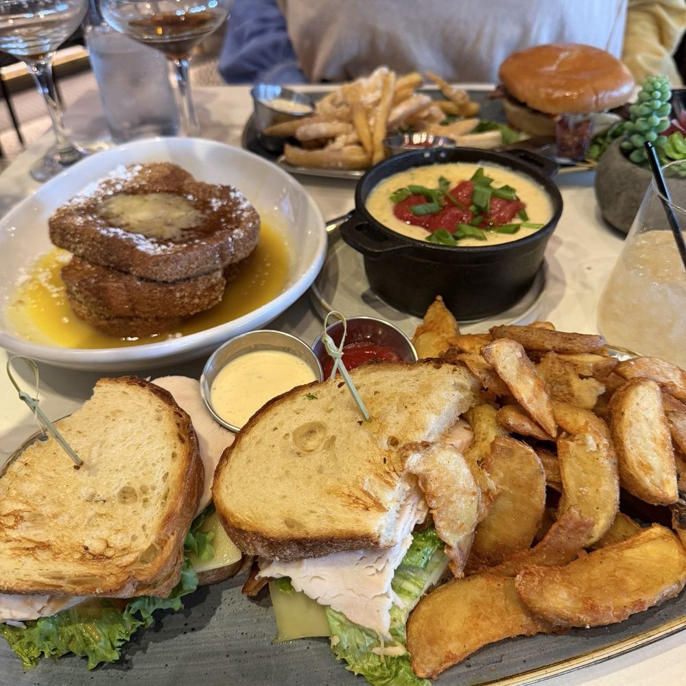 American Social - Turkey Club, Cinnamon French Toast Crunch, AMSO Burger - New American Near Me - Miami, Florida American Social - Turkey Club, Cinnamon French Toast Crunch, AMSO Burger - New American Near Me - Miami, Florida