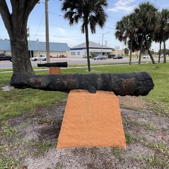 Pinewood Park - Parks Near Me - Fort Pierce, Florida Pinewood Park - Parks Near Me - Fort Pierce, Florida