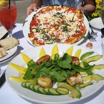 Pasta Moon - margherita pizza and seared scallop salad - Italian Near Me - Half Moon Bay, California Pasta Moon - margherita pizza and seared scallop salad - Italian Near Me - Half Moon Bay, California