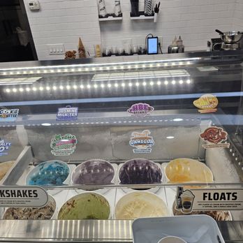 Afters Ice Cream - Flavors - 2/2 - Desserts Near Me - Fountain Valley, California