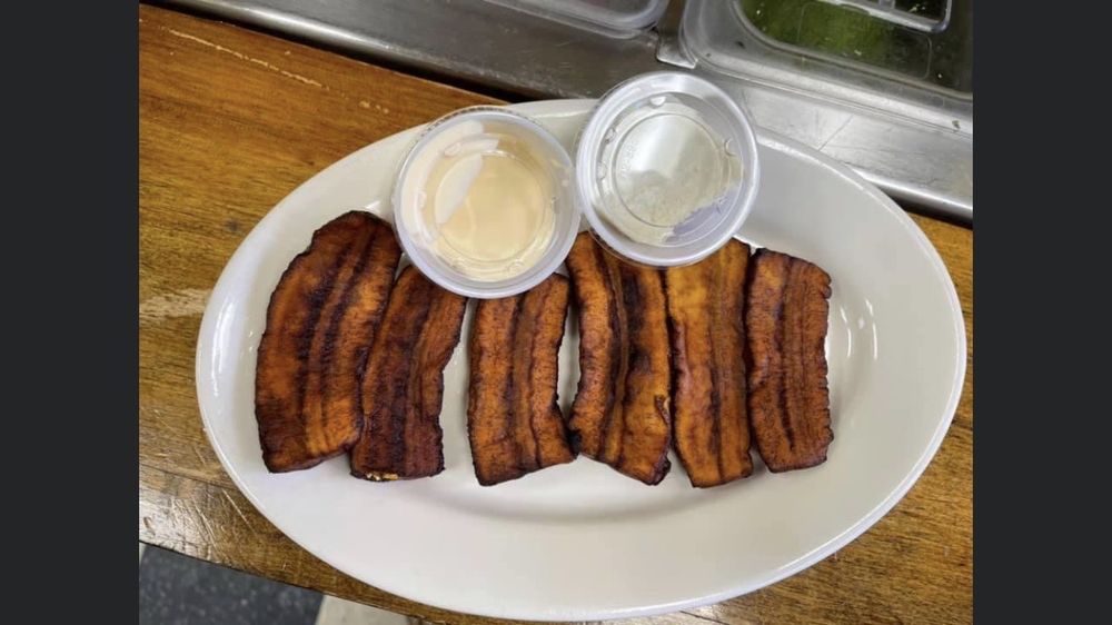 Como En Casa Tacos y Qusadillas 