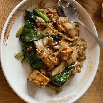 Fern Thai on Main - Pud see ew - Thai Near Me - Bellevue, Washington Fern Thai on Main - Pud see ew - Thai Near Me - Bellevue, Washington