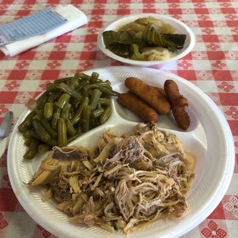 Aarons restaurant - BBQ turkey - Barbeque Near Me - Goldsboro, North Carolina