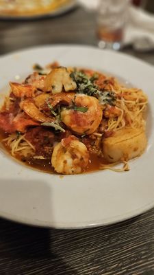 Laura’s Bar and Grill by null