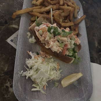 The Tipsy Oak - Lobster roll - Gastropubs Near Me - Arlington, Texas The Tipsy Oak - Lobster roll - Gastropubs Near Me - Arlington, Texas