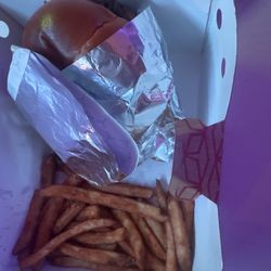 The Burger Den - Vibe with Shrooms and seasoned fries