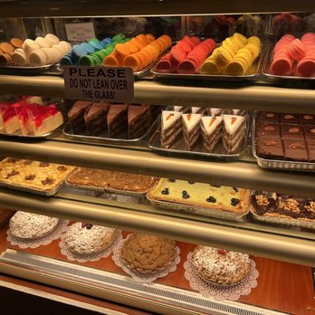 Martha's Country Bakery - Macarons - Bakeries Near Me - Bayside, New York