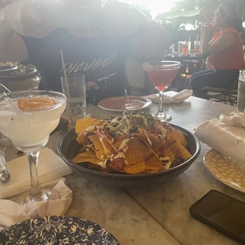 Cafe Americano - Margarita, Strawb Marg, Nachos - American Near Me - Miami Beach, Florida