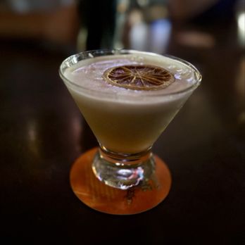 London Pub - Amaretto Sour - Pubs Near Me - Vancouver, British Columbia