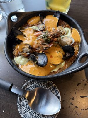 34 Restaurant & Bar by null