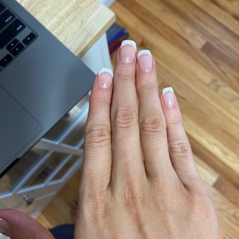 VIBLiSSiMO - Gel french manicure - Nail Salons Near Me - New York, New York
