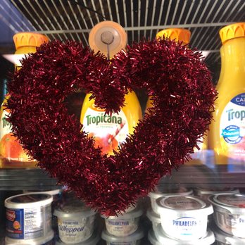 Gem's Bagels - heart made out of tinsel - Bagels Near Me - Middletown, New Jersey Gem's Bagels - heart made out of tinsel - Bagels Near Me - Middletown, New Jersey