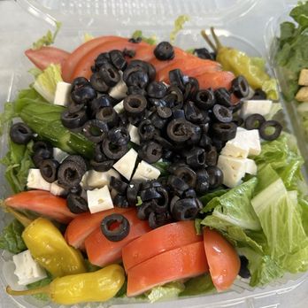 Leo's Pizza - Greek Salad - Pizza Near Me - Tujunga, California