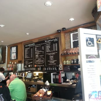 Lou Mitchell's - Breakfast & Brunch Near Me - Chicago, Illinois