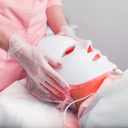 Natural Health Food Center - Boost collagen, reduce fine lines and wrinkles, reduce inflammation, speeds the healing process and helps hydration levels in the skin.