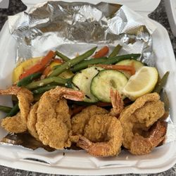 Fish N Tails Oyster Bar - Lewisville - 6 Fried Shrimp w/Veggies